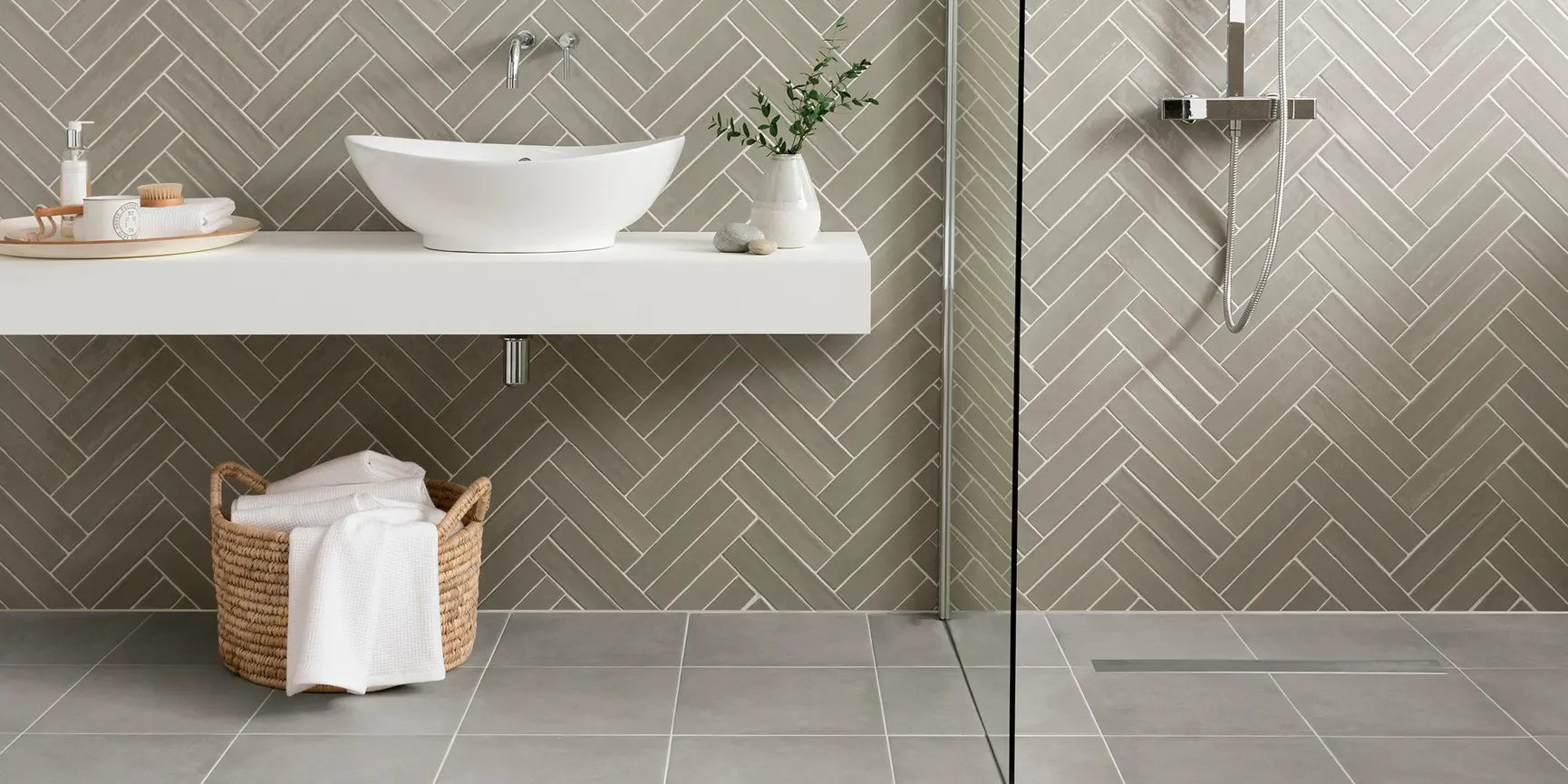 Matching Floor and Wall Tiles Topps Tiles