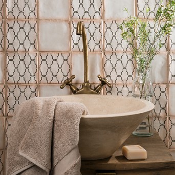 Neutral Bathroom Ideas | Topps Tiles