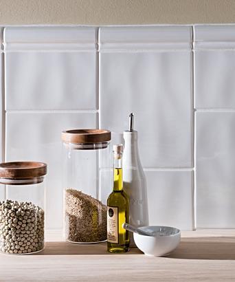 Complements White Classic 20 Topps Tiles