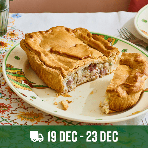 Chicken & Ham Family Pie (750g) Field & Flower Christmas