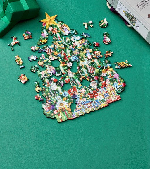 Premium Vector  Jigsaw puzzle with santa