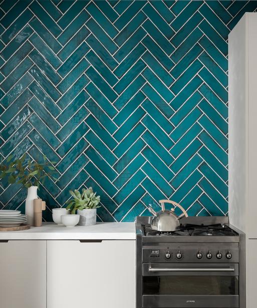 Lampas™ Peacock Pattern Tile | Topps Tiles