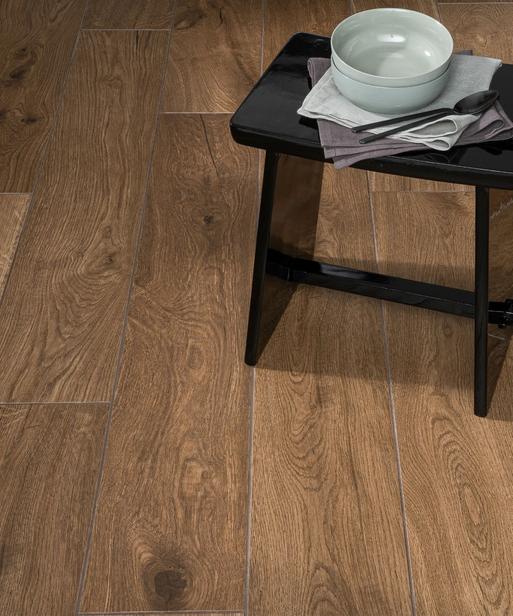 Elevo Rovere Oak Tile | Topps Tiles