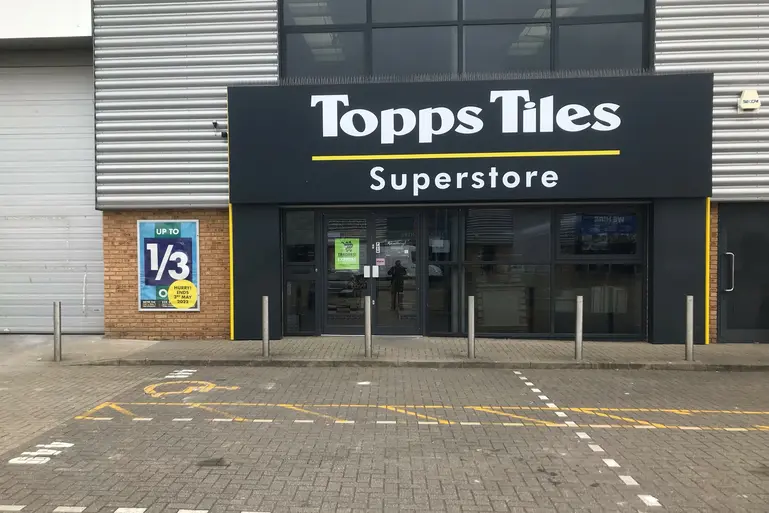 Tile Shop Slough Topps Tiles