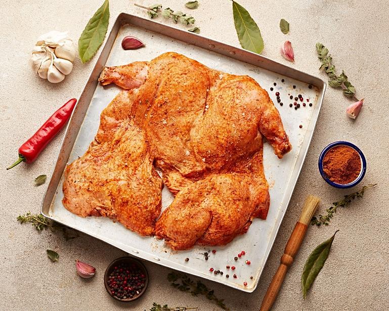 FlatIron Chicken, Whole, Piri Piri Marinated (1kg) field&flower Meat