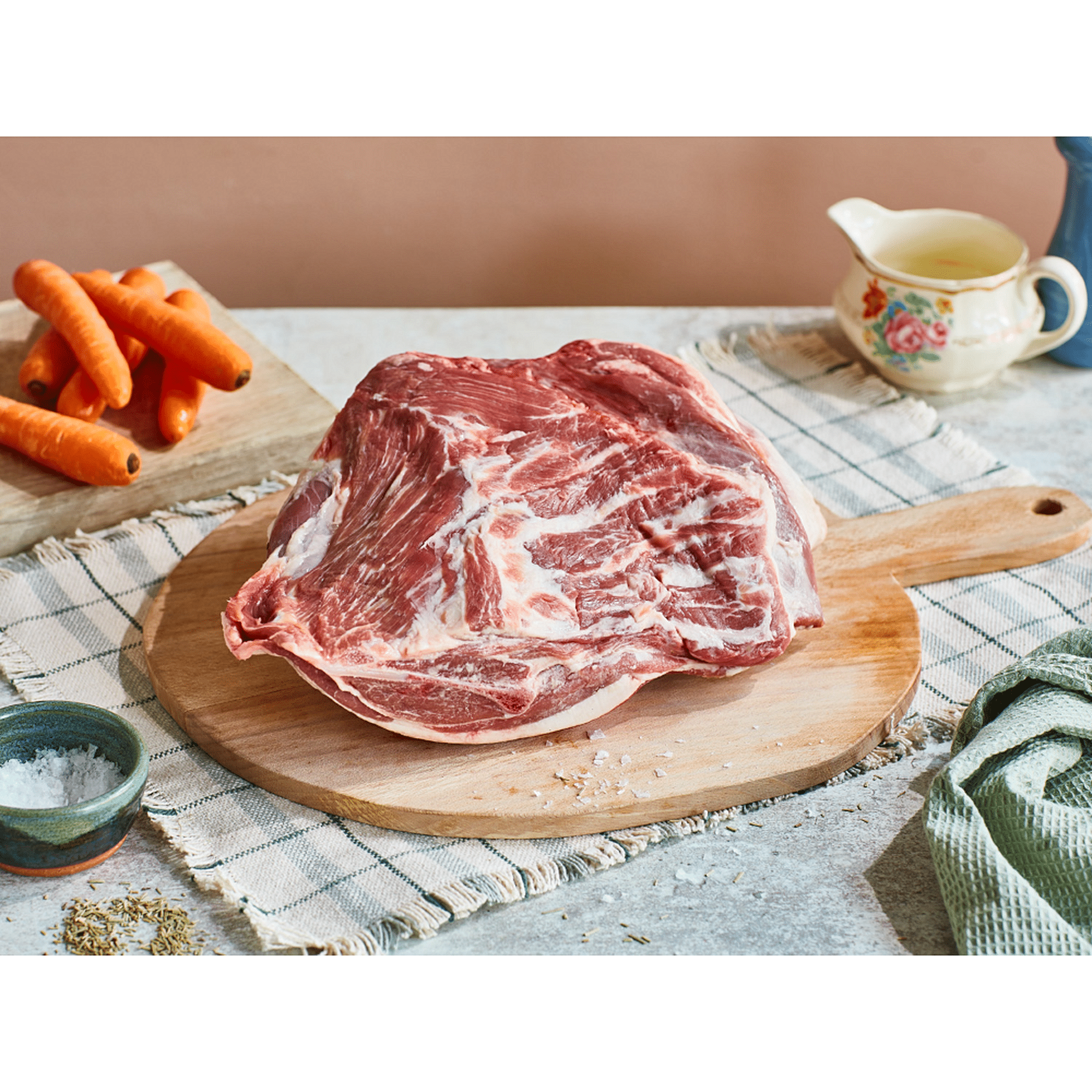 Romney X Traditional Shoulder of Lamb (2.4kg)