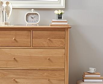 Sadie Oak Large 2 Over 3 Chest Of Drawers