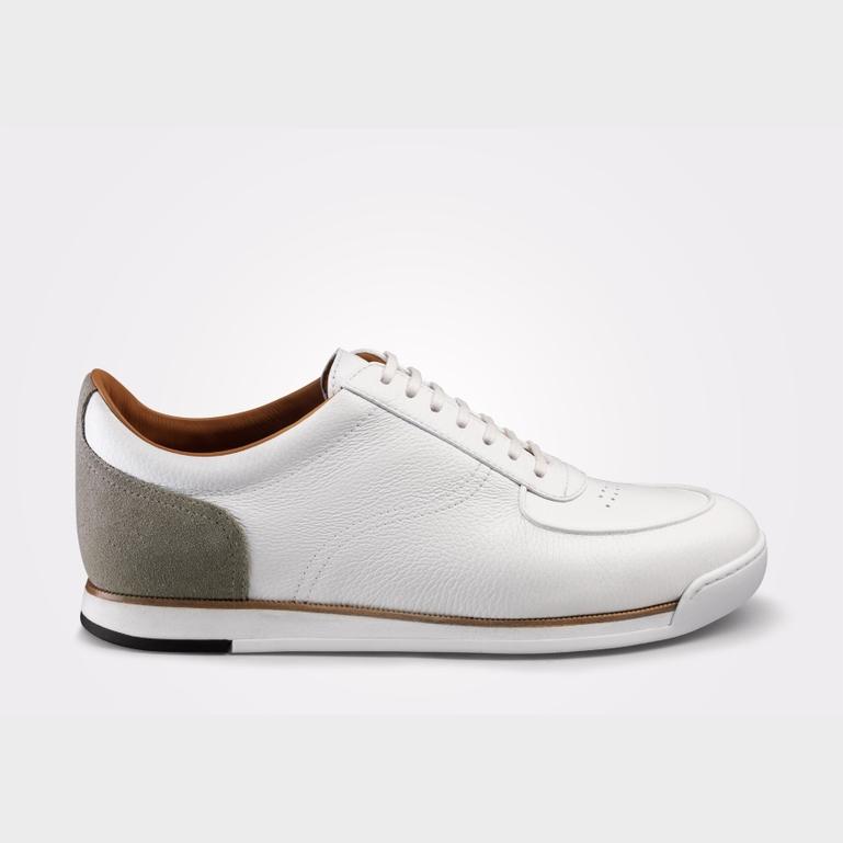 JOHN　LOBB　スリッポンスニーカー ジョンロブが踏み出す未来への新一歩｜雑誌Begin(ビギン)公式サイト