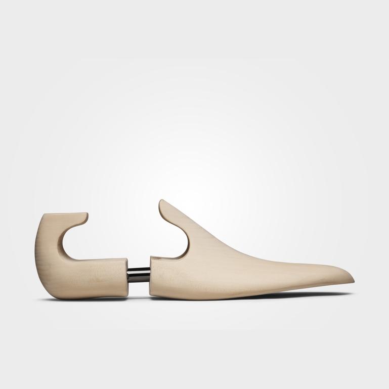 Luxury Shoe Care | Shoe trees | John Lobb シューケア