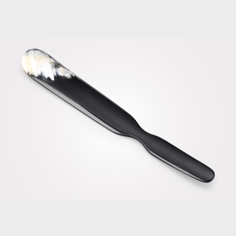Luxury Shoe Care | Medium horn shoehorn | John Lobb シューケア