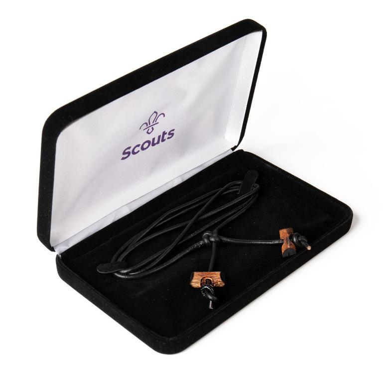 Gilwell Park Scouting Oak Wood Badge 2 Beads in Box Leaders