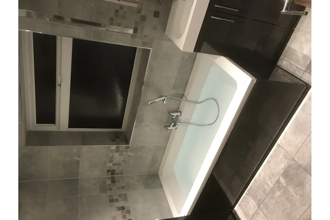 J.Harvey Bathrooms & Tiling