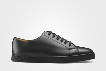 black sole shoes